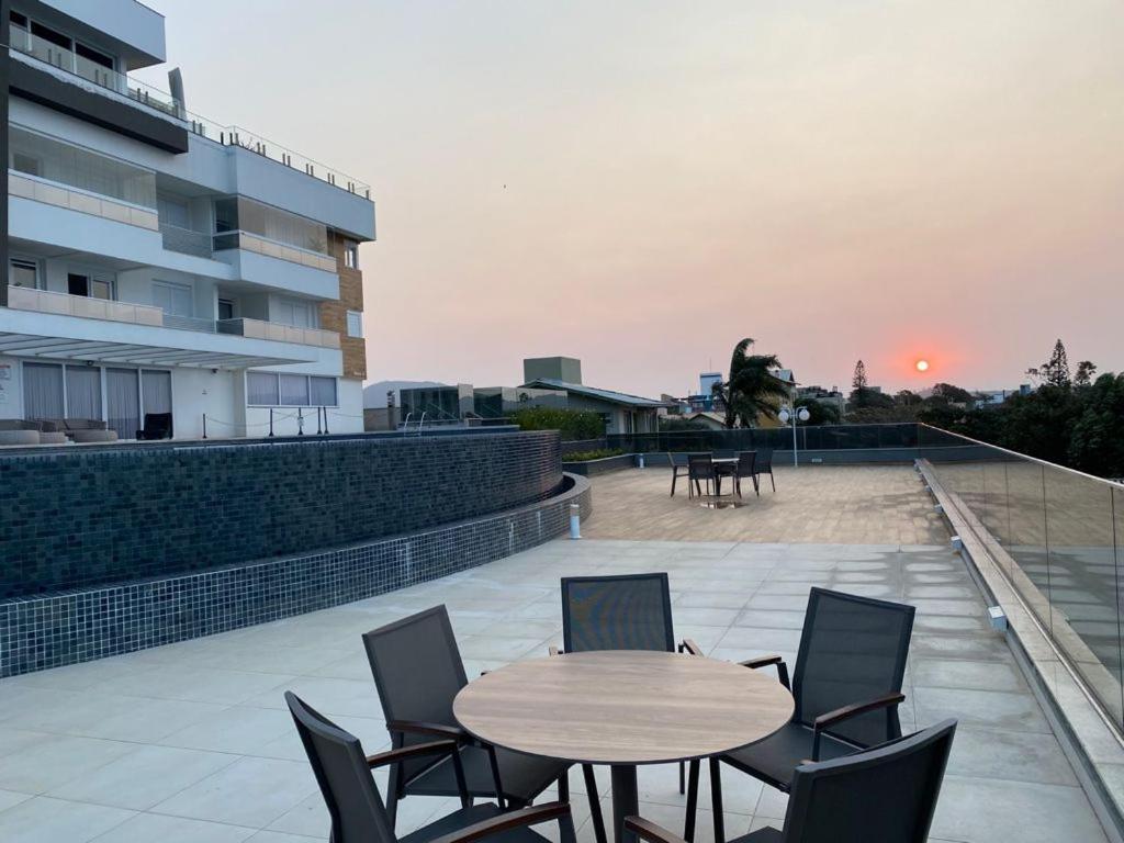 apartamento design com piscina e vista espetacular Florianopolis Exterior foto